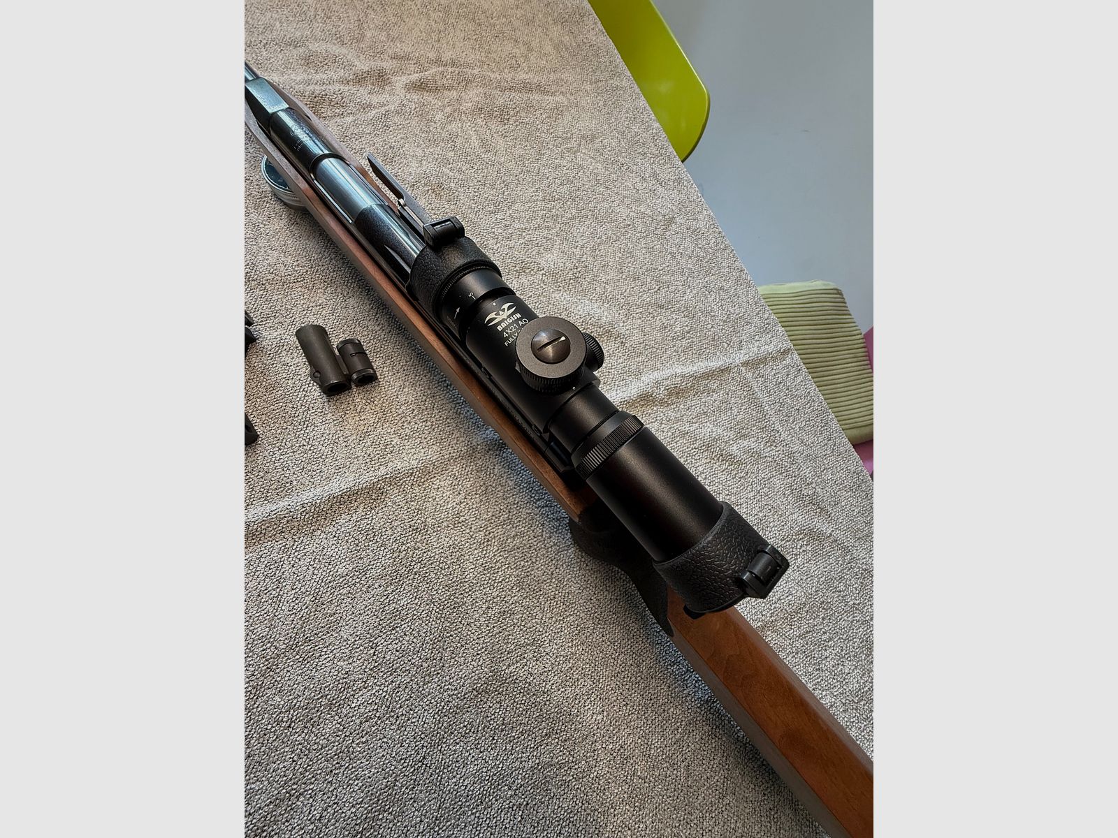 Feinwerkbau 300S Nussbauschaft, Linkshänder