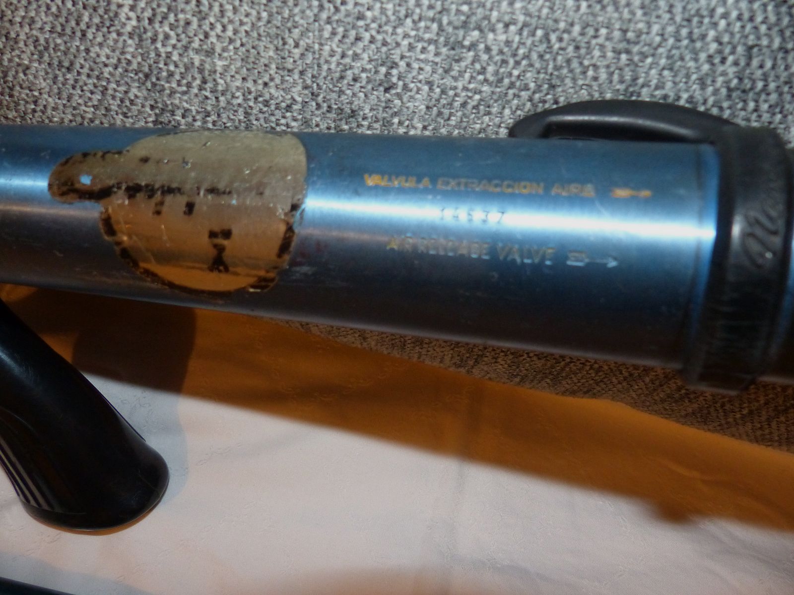 Harpune Speargun Spear Gun Nemrod Clipper mit Speer und Luftpumpe 60er James Bond 007 vintage