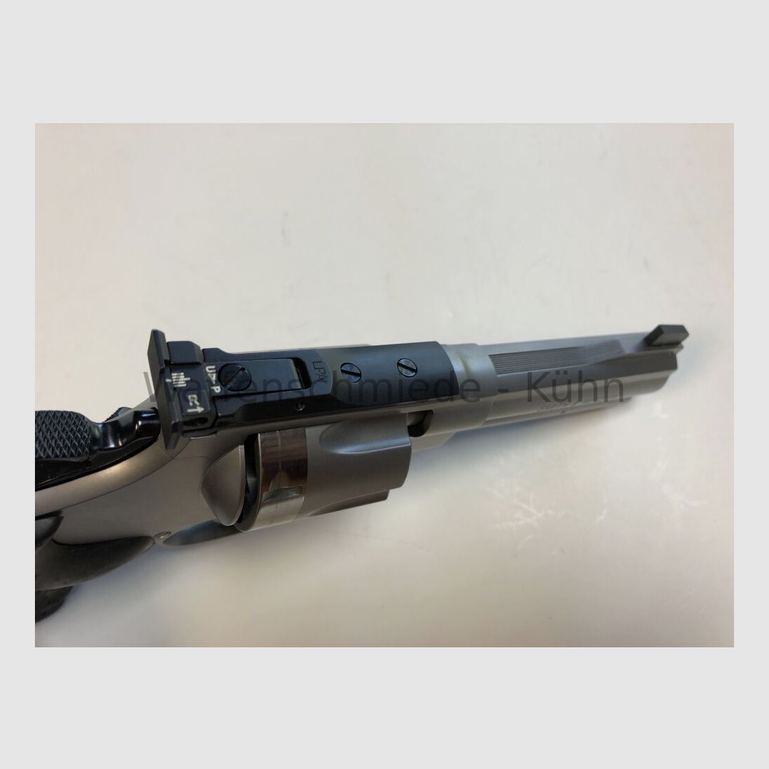 Smith & Wesson 625-8