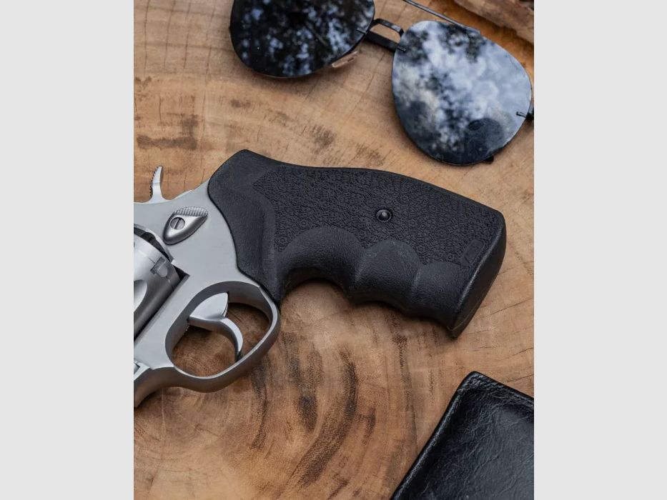 Impugnatura ergonomica in polimero per revolver Taurus MBT, immagine 3 di 3