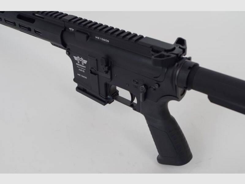 Messerschmitt AR15 16.75" Black + Firefield Commando Kit Bundle