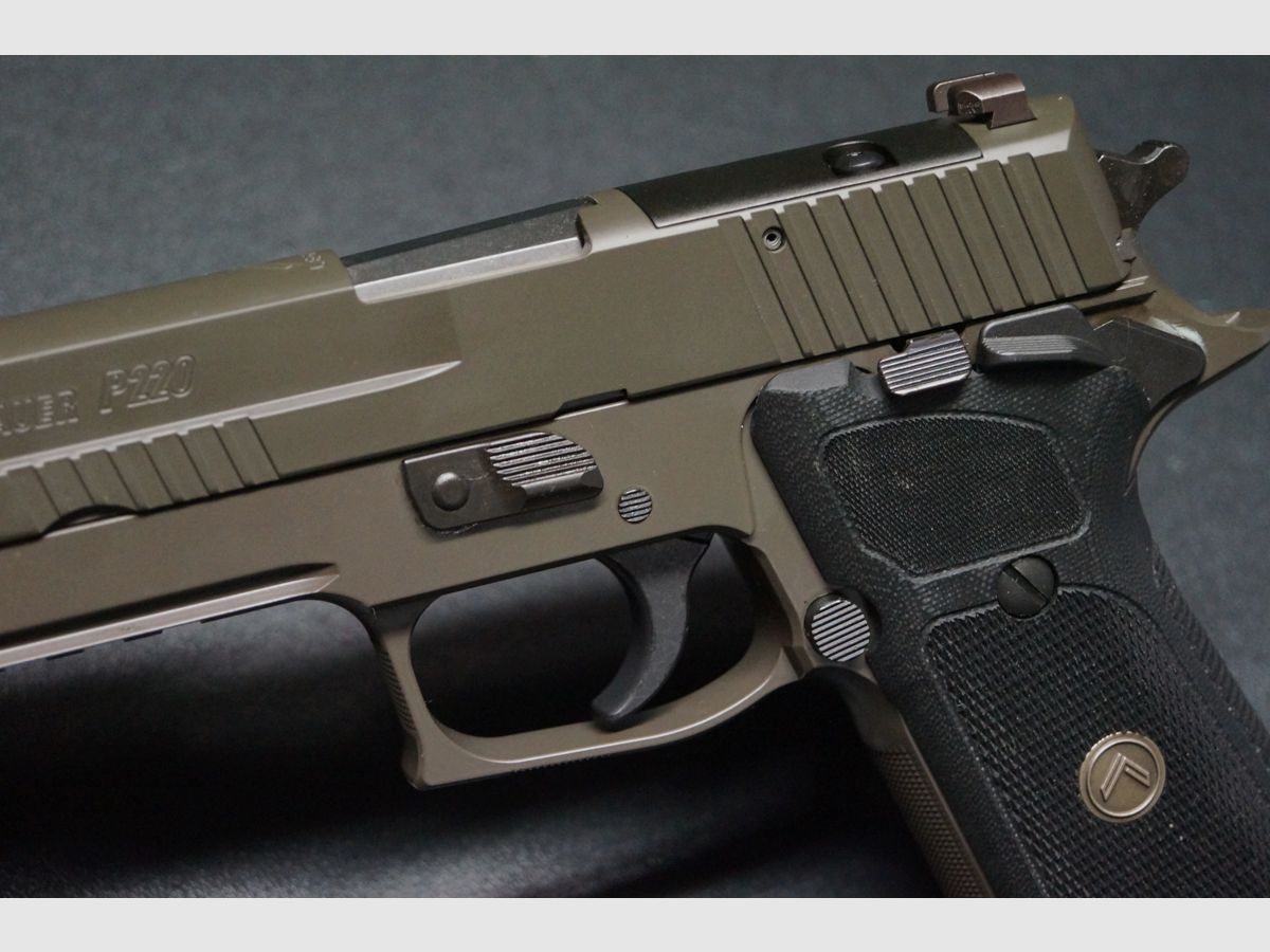 Sig Sauer P220 Legion SAO 10mm, Bild 7 von 8