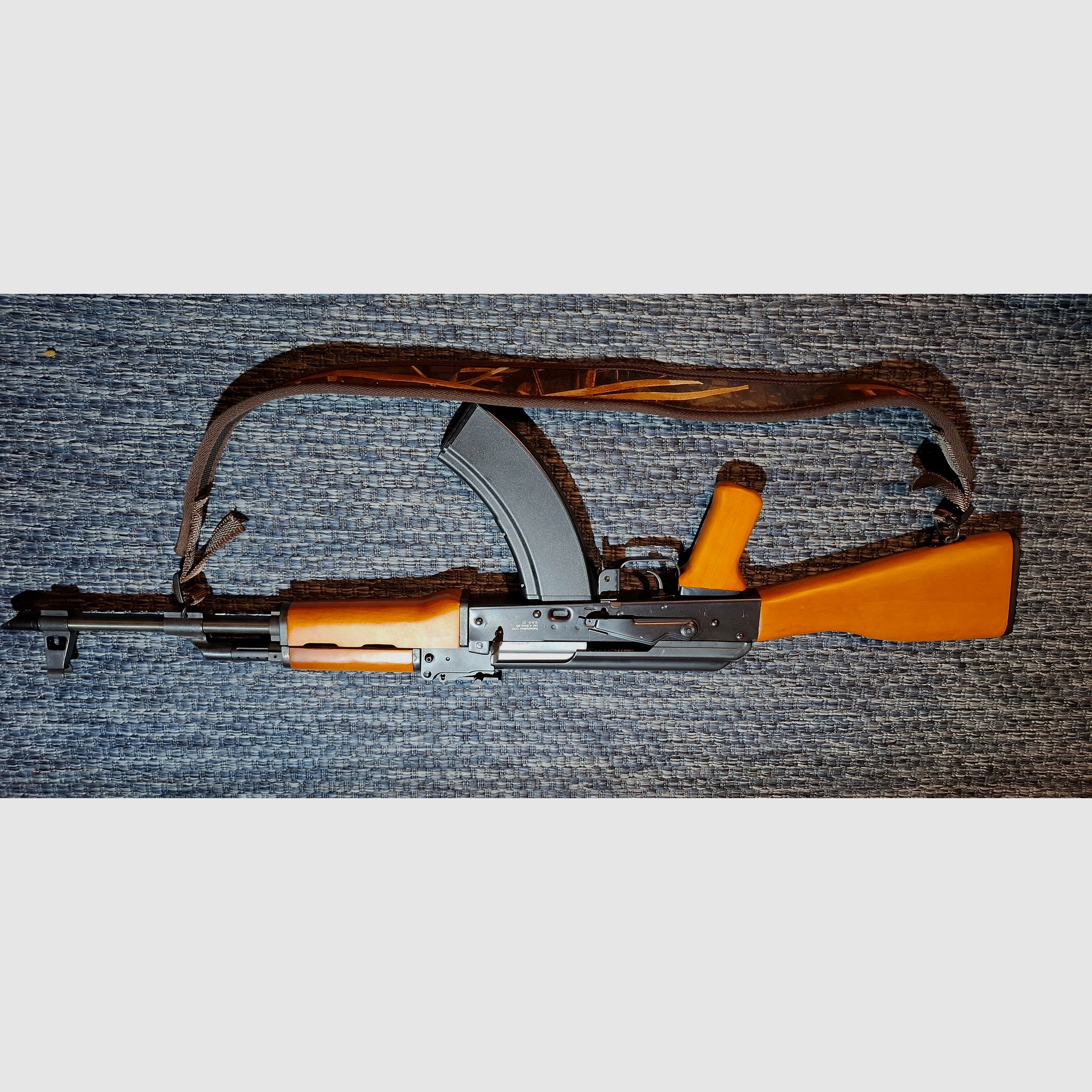 Karabinek Kalashnikov AK47 Co2, wiatrówka 4,5mm z kulkami stalowymi BB.