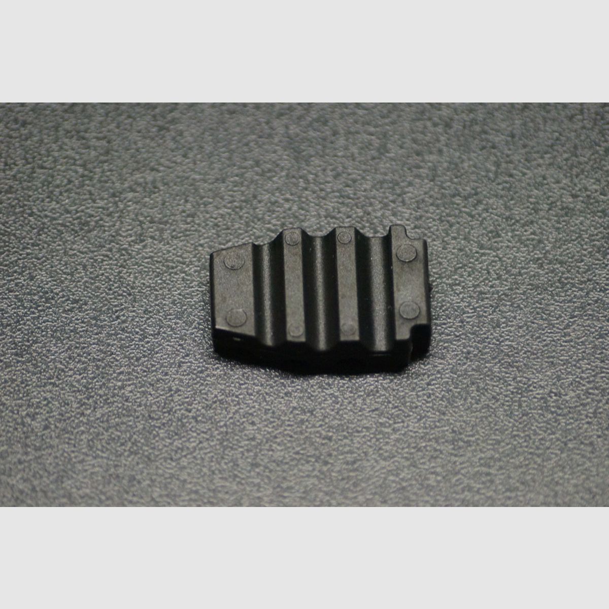 Wyss Gummipuffer SIG zu Stgw 57, Bild 1 von 2