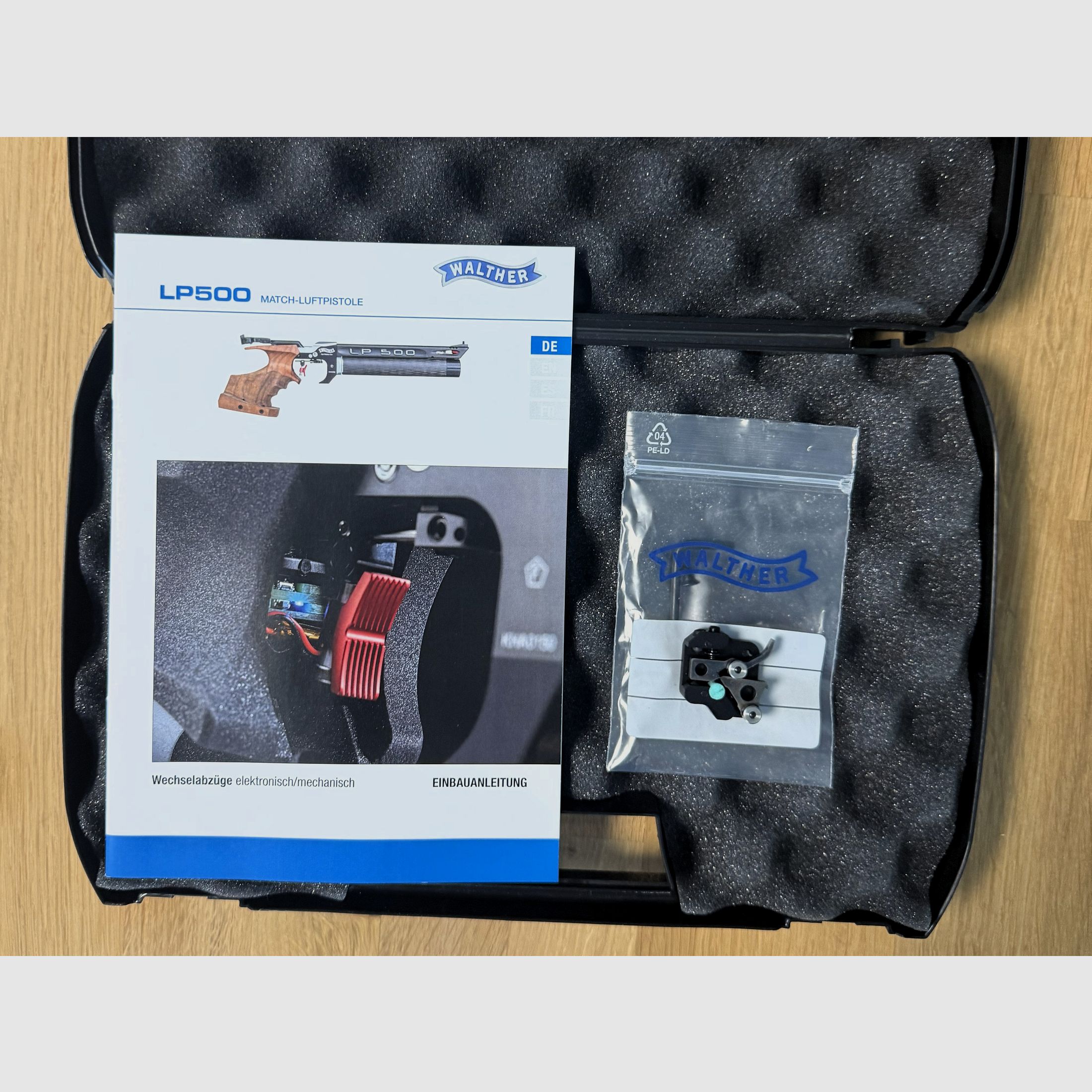 Walther LP 500 Meistermanufaktur mit el. Abzug, blau, 5D Griff M/L mit viel Zubehör