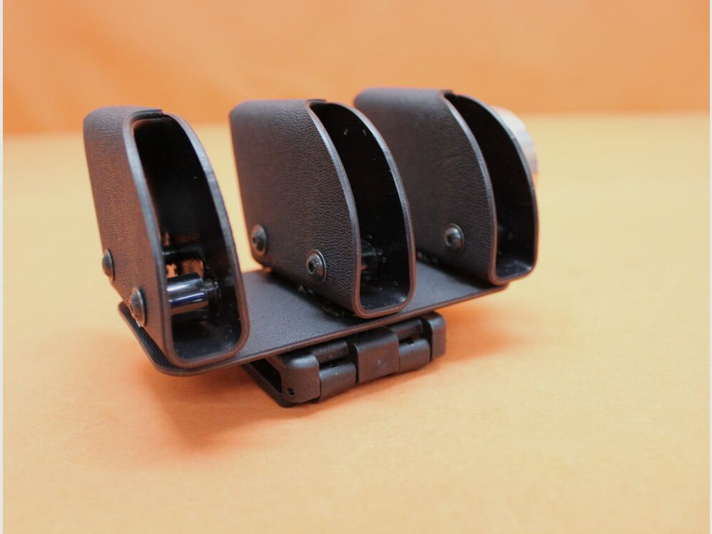 Höppner & Schumann Höppner&Schumann 3-fold magazine holder Speedmag 5 AP ML Multilock (J-7004) Kydex Single Stack + Magnet