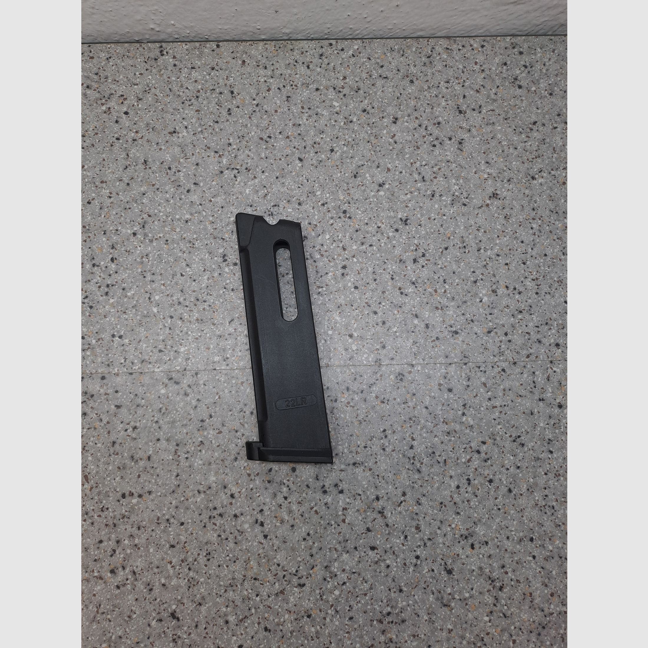 Kimber Magazin 1911 .22 lr 10RD,  keine Funktion des Schlittenfanghebels !