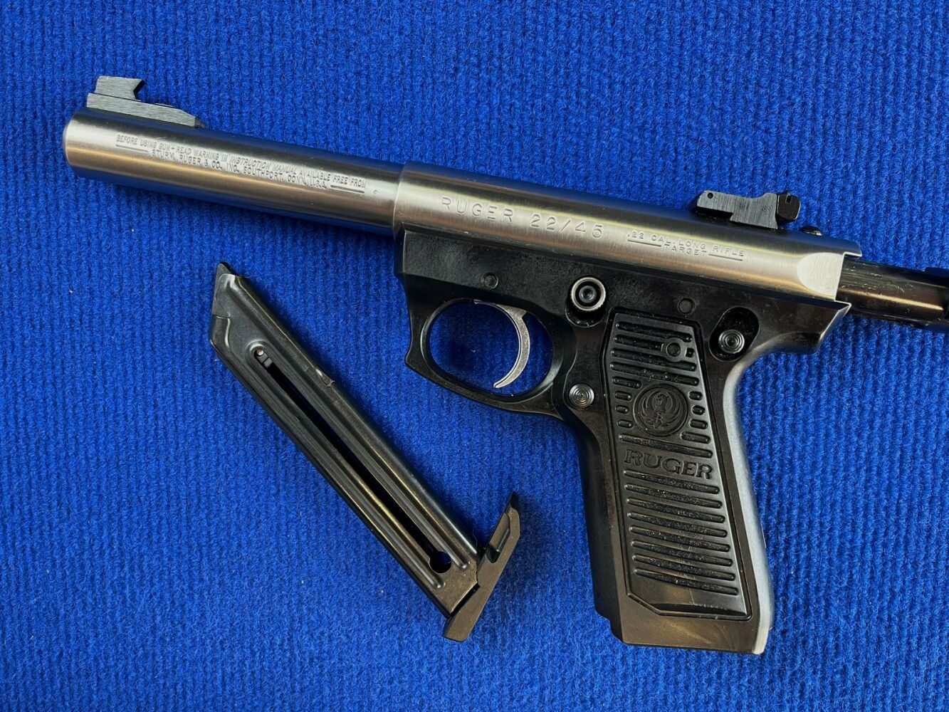 Ruger (MK 2) 22/45 - .22LR