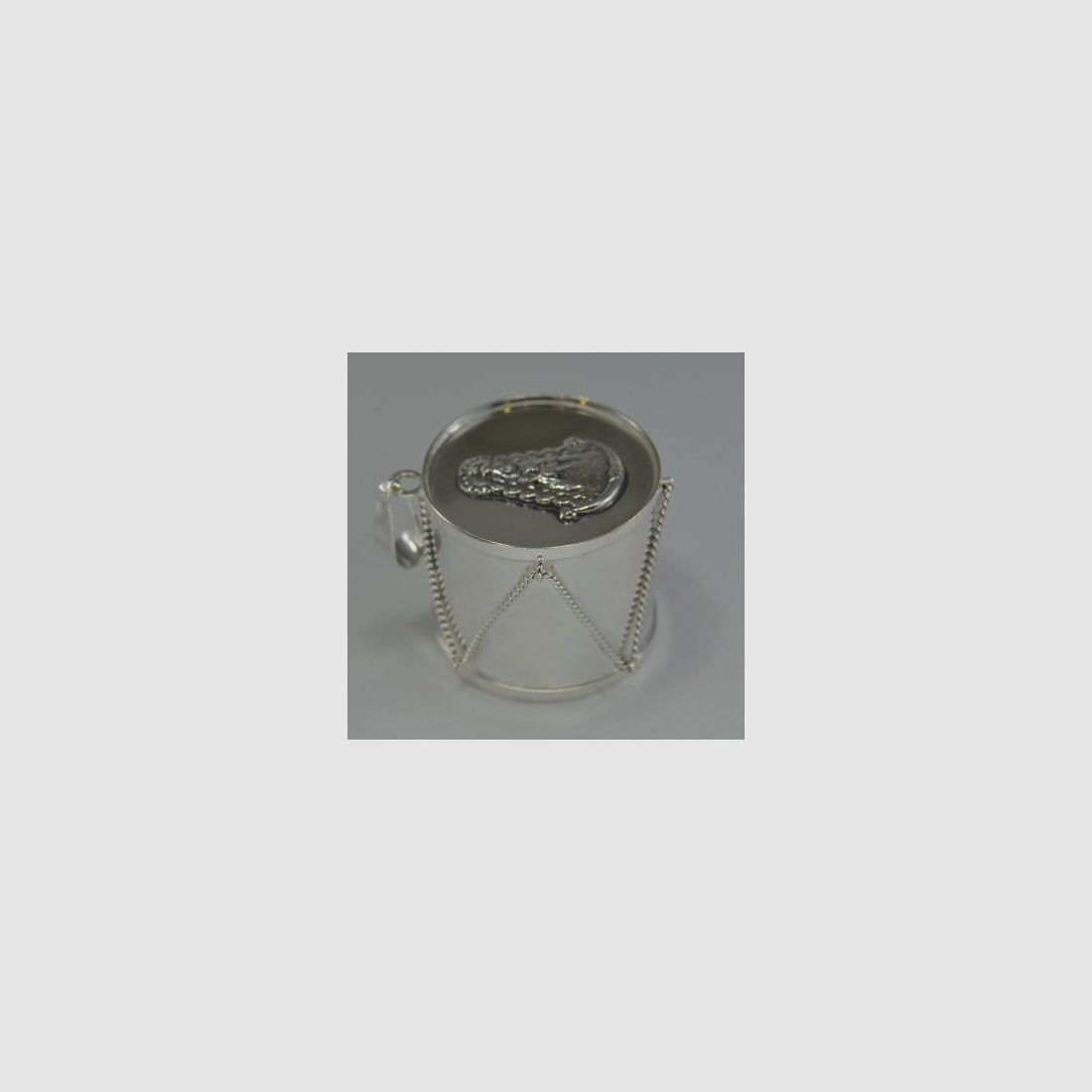 Hanger Trommel Maagd van de Dauw, afbeelding 3 van 4