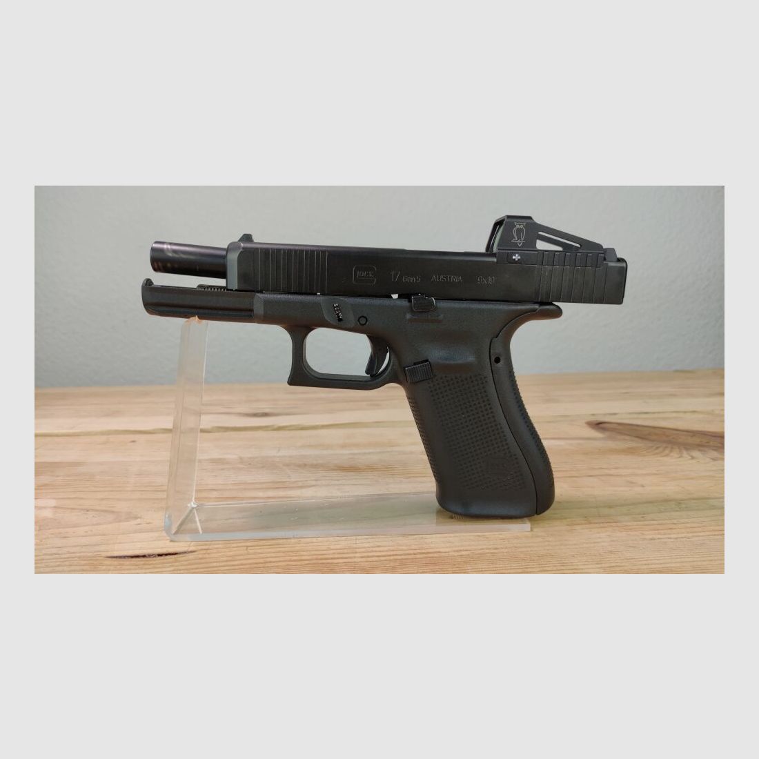 GLOCK 17