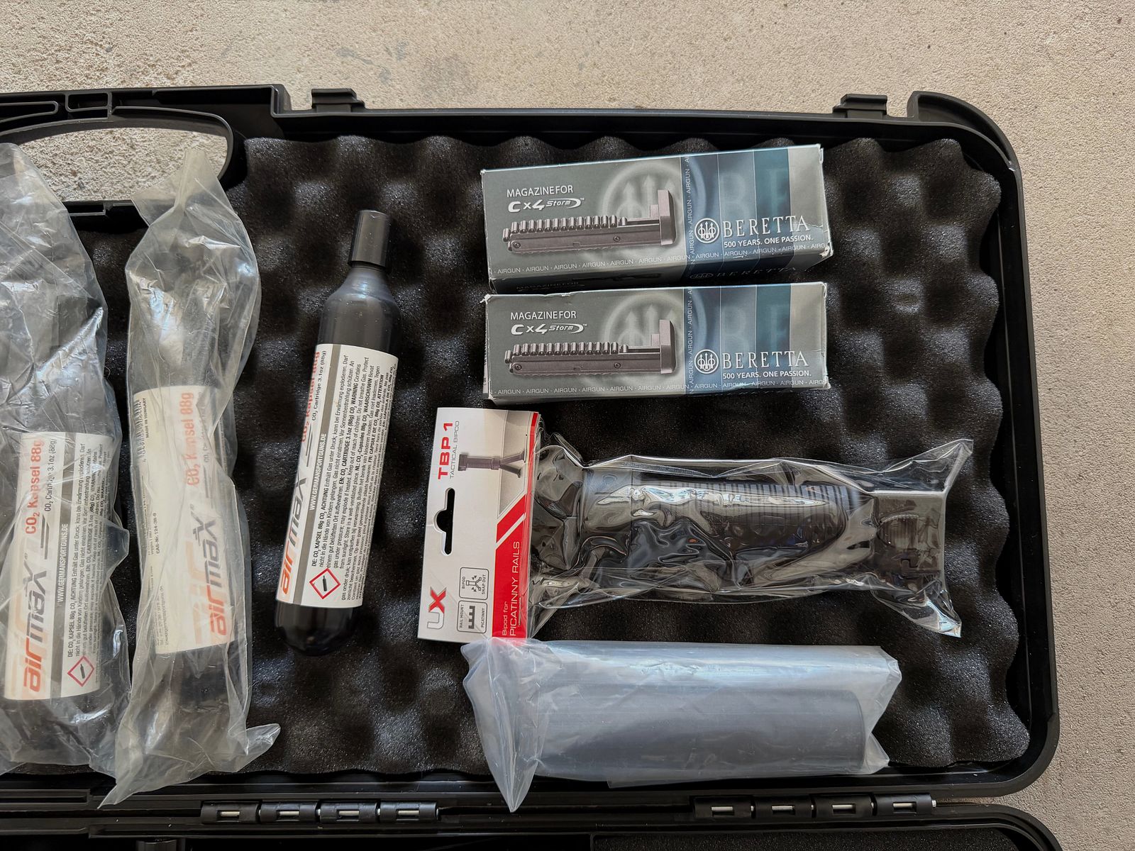 Beretta Cx4 Storm XT BLK 4,5 mm (.177) P CO2 < 7,5 J 30R