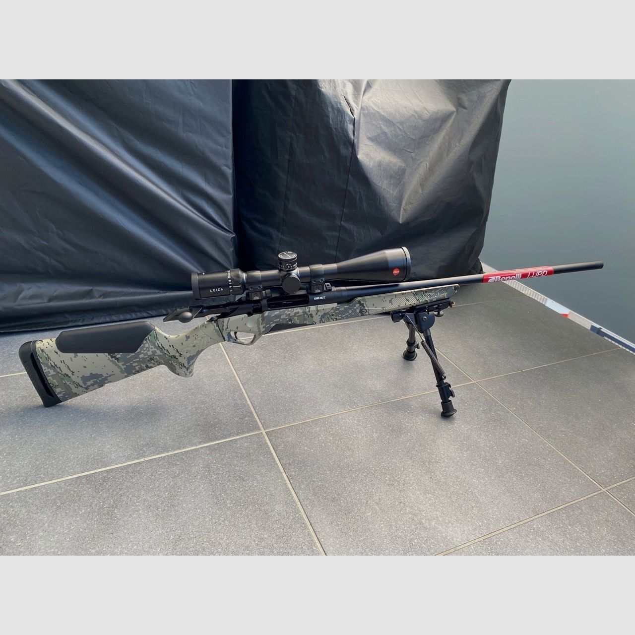 Benelli repeating rifle Lupo BE.S.T. Open Country .308 Win with a Leica scope Amplus 6 2.5–15x50i L-Ballistic BDC (MOA)