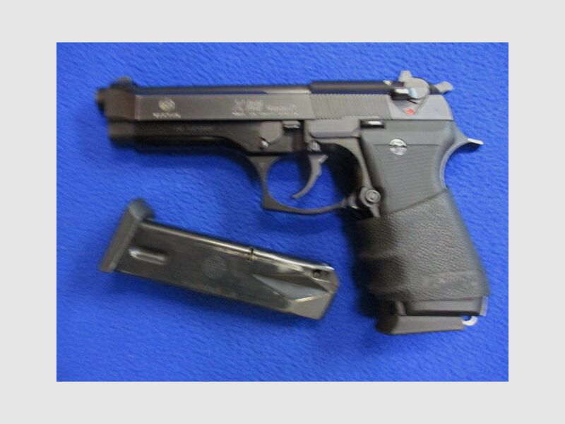 Pistole Vektor 88 Nachbau Beretta 92 aus Südafrika 88