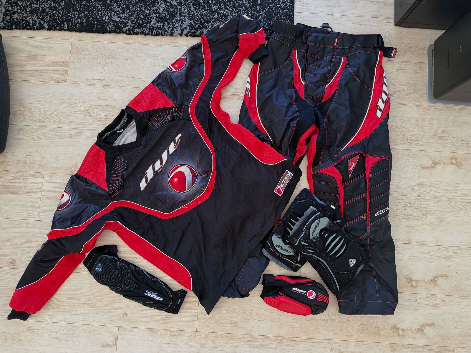 complete PAINTBALL uitrusting met EGO 06 in koffer