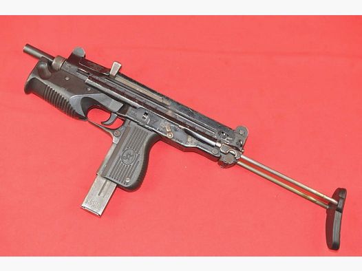 Glauberyt PM-98 submachine gun – rendered inoperable