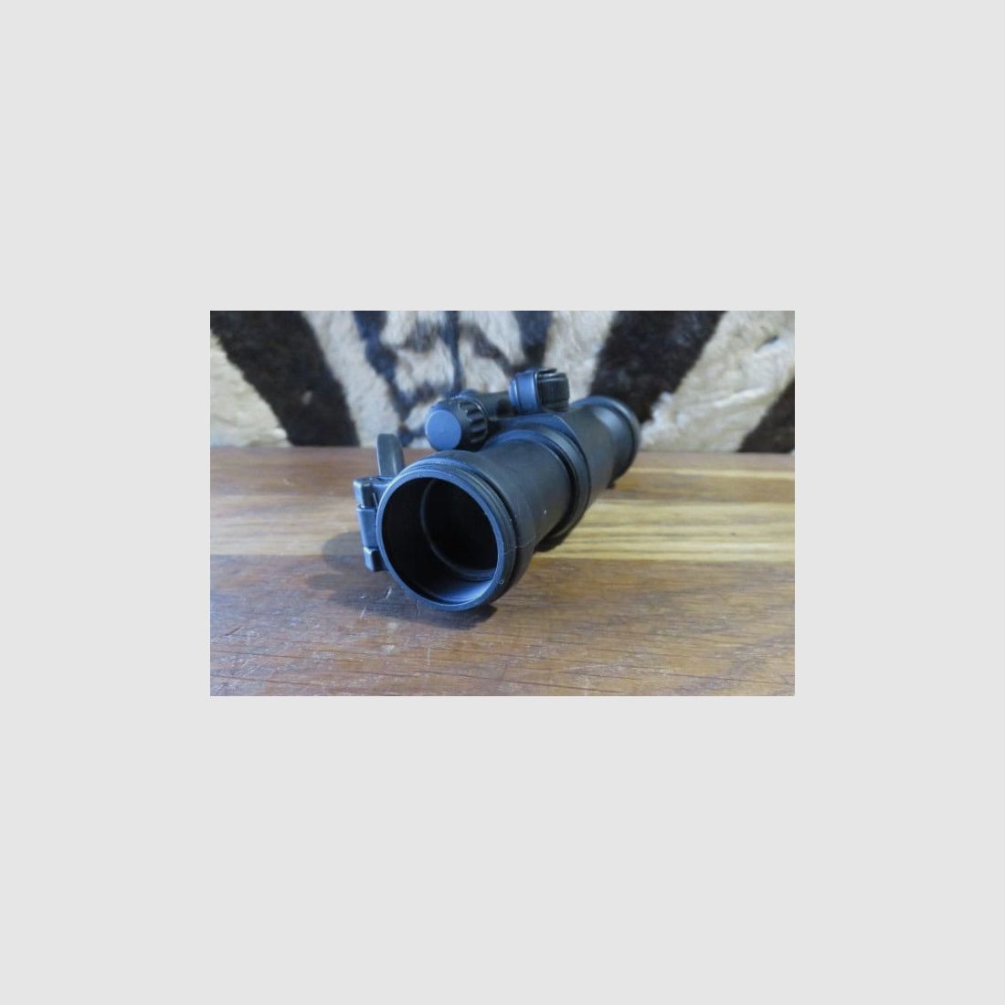 Rotpunktvisier AIMPOINT 9000SC 4moa mit Flip-Up, Bild 4 von 9