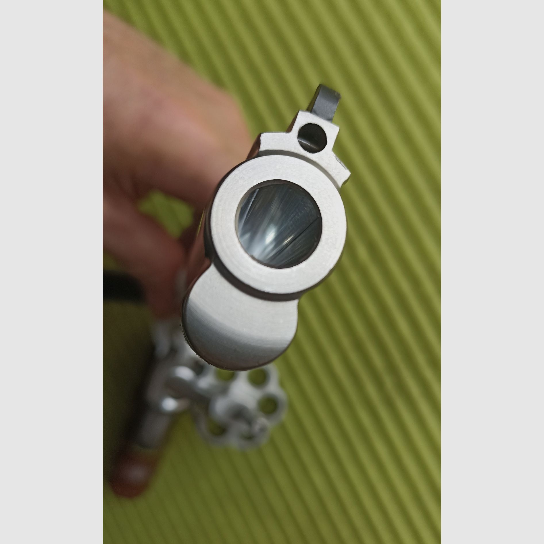 Smith & Wesson 629 Classic DX  .44 Magnum Stainless Steel