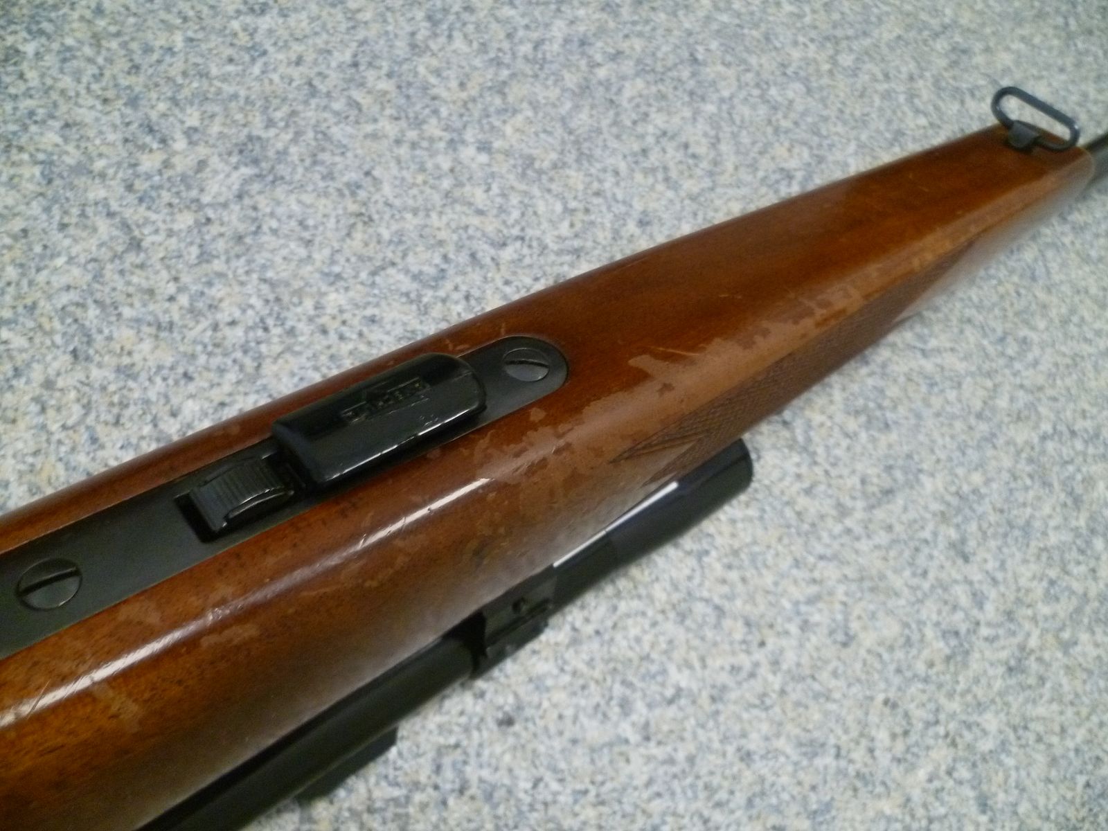 Repetierbüchse Anschütz Modell 1416 .22lr.