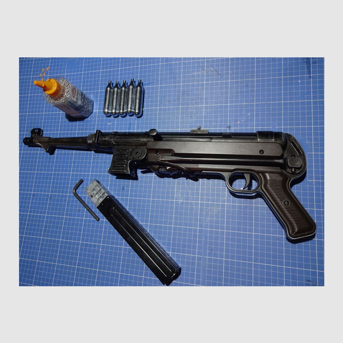 MP40 - CO2 - Kaliber .177 / 4,5mm BB, Bild 1 von 5