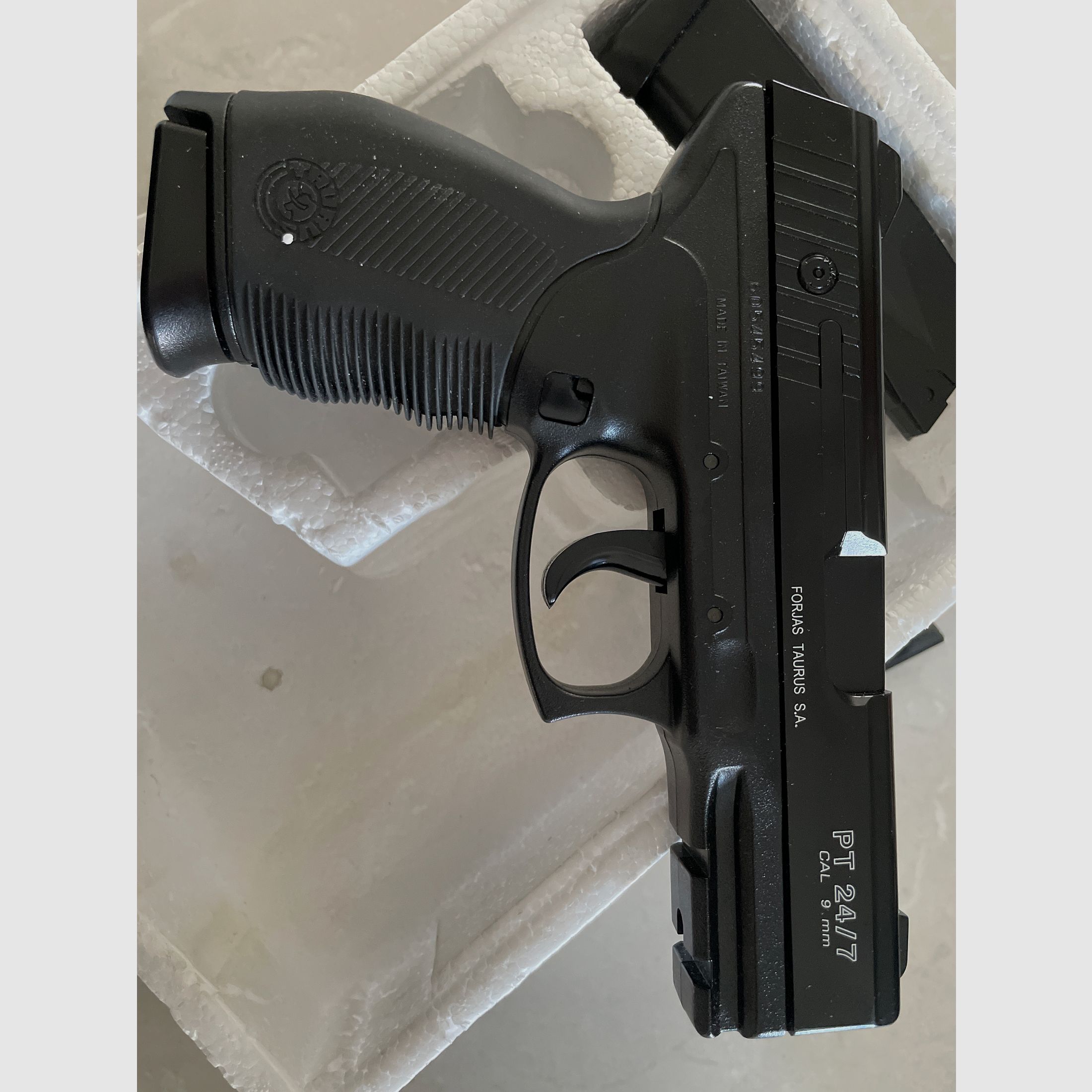 Taurus PT 24/7