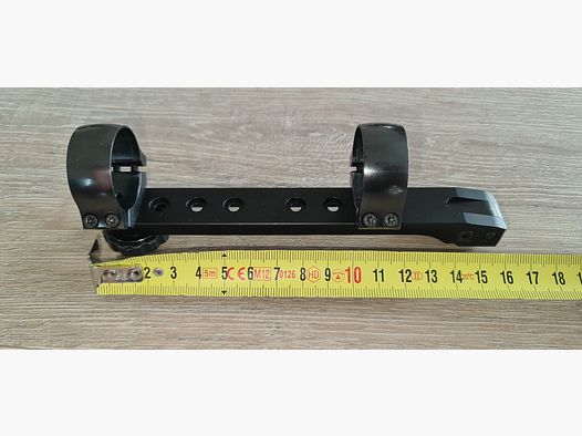 Montaggio delle cerniere Henneberger con anelli da 30 mm incluso