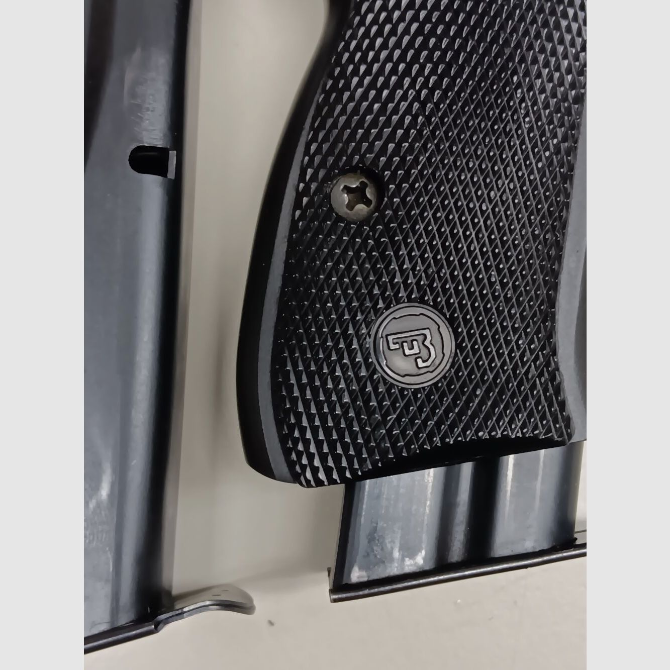 Ceska Zbrojovka - Czech Republik CZ 75 Compact