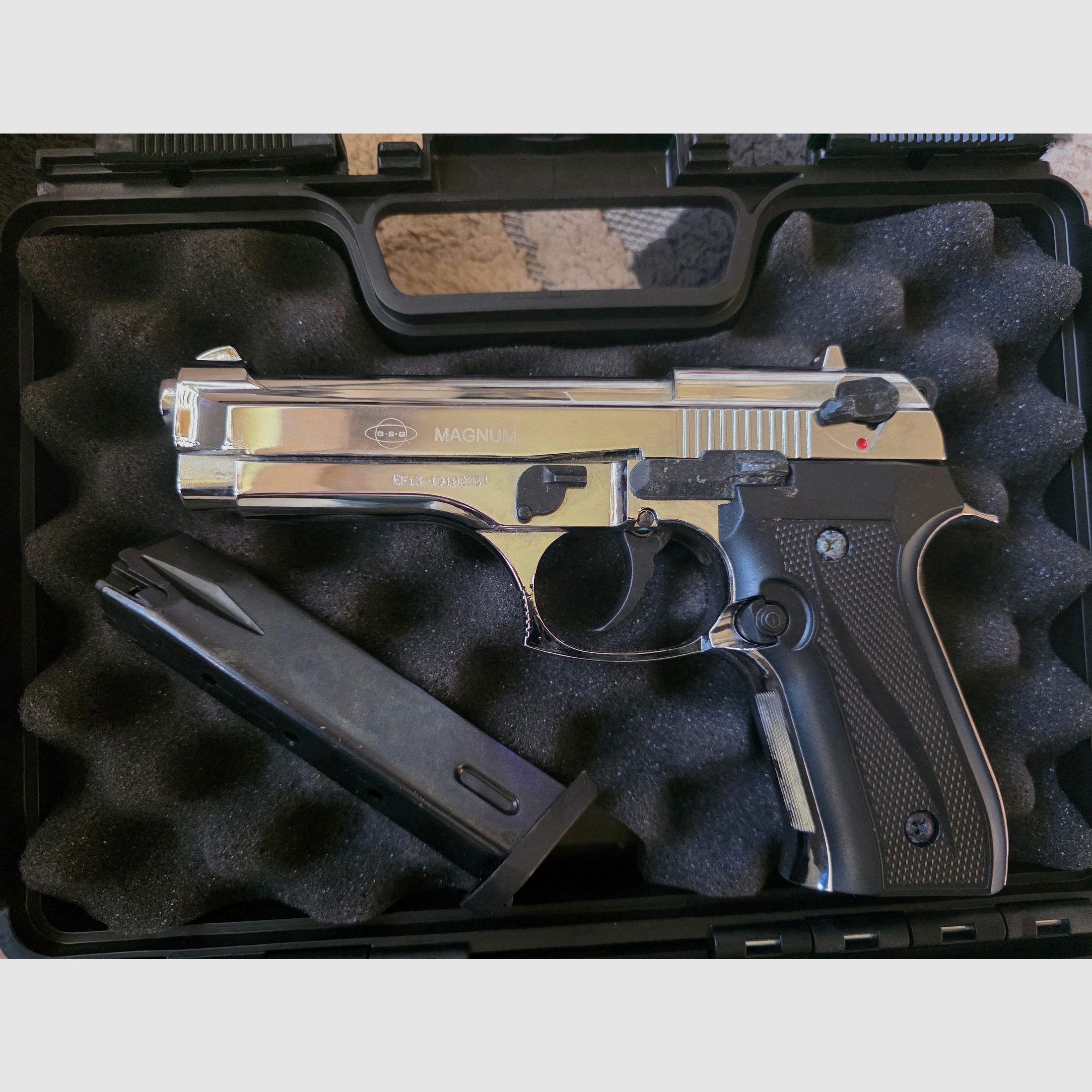 Pistolet alarmowy EKOL 9mm