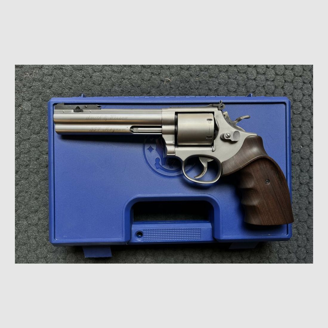 Smith & Wesson 686-4, Revolver Sondermodell "Practical Champion" Kaliber .3 .357Mag