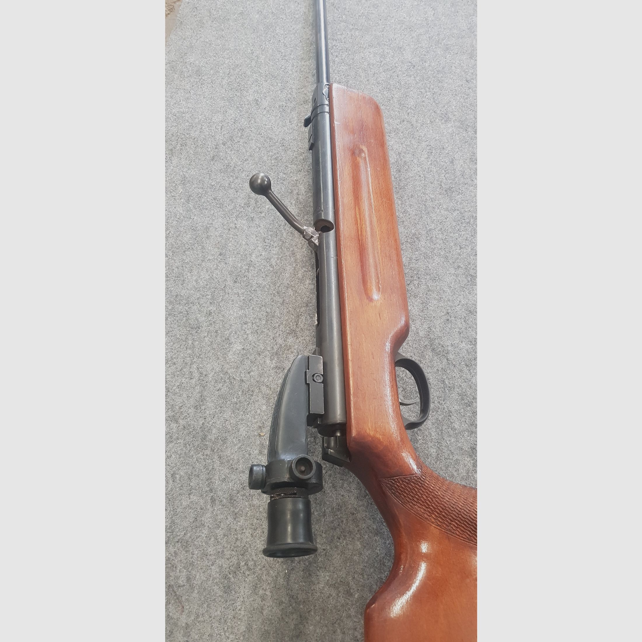 Haenel Mod. 311  mit Feinabzug und Diopter Durchlader im guten Zustand mit kleinen Abstrichen 