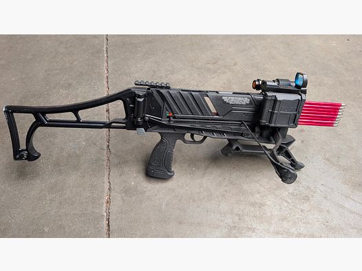 EK Archery Vlad 8-Schuss-Pistolenarmbrust mit Zubehör