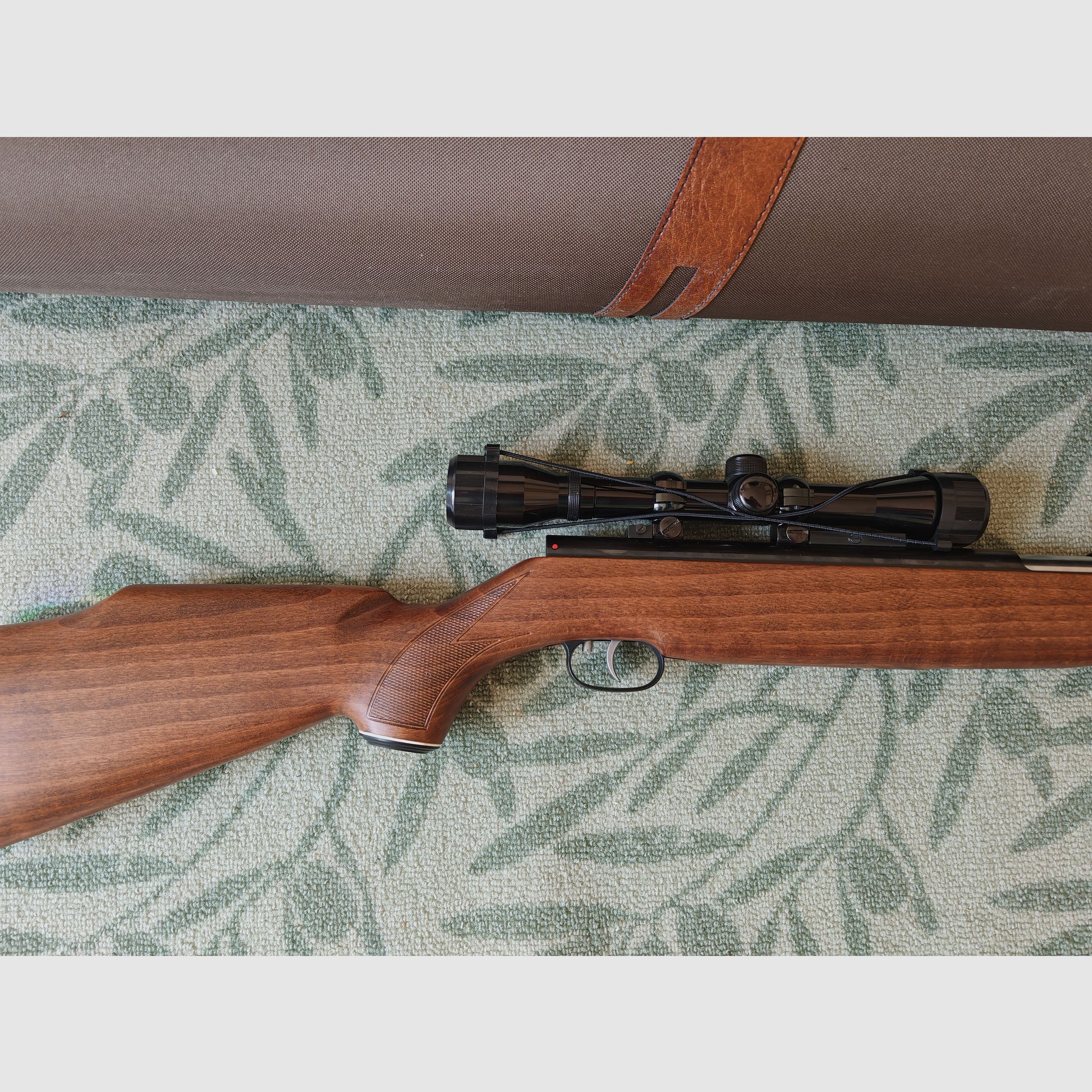 Weihrauch HW 77 4,5mm mit Zielfernrohr Tasco Pronghorn 4x32