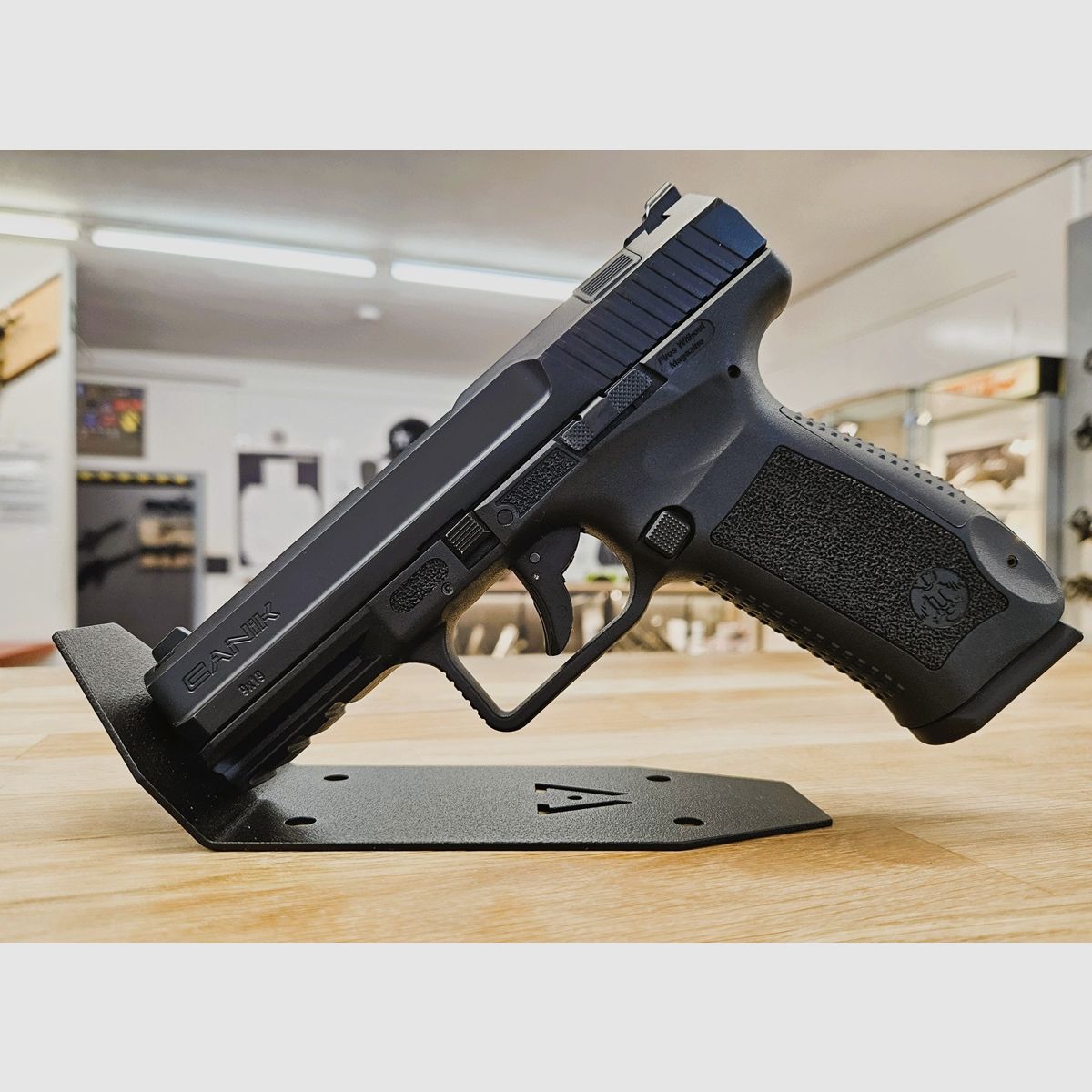 CANiK – Pistole / TP9 DA / 9mm / Schwarz / Occ, Bild 1 von 3