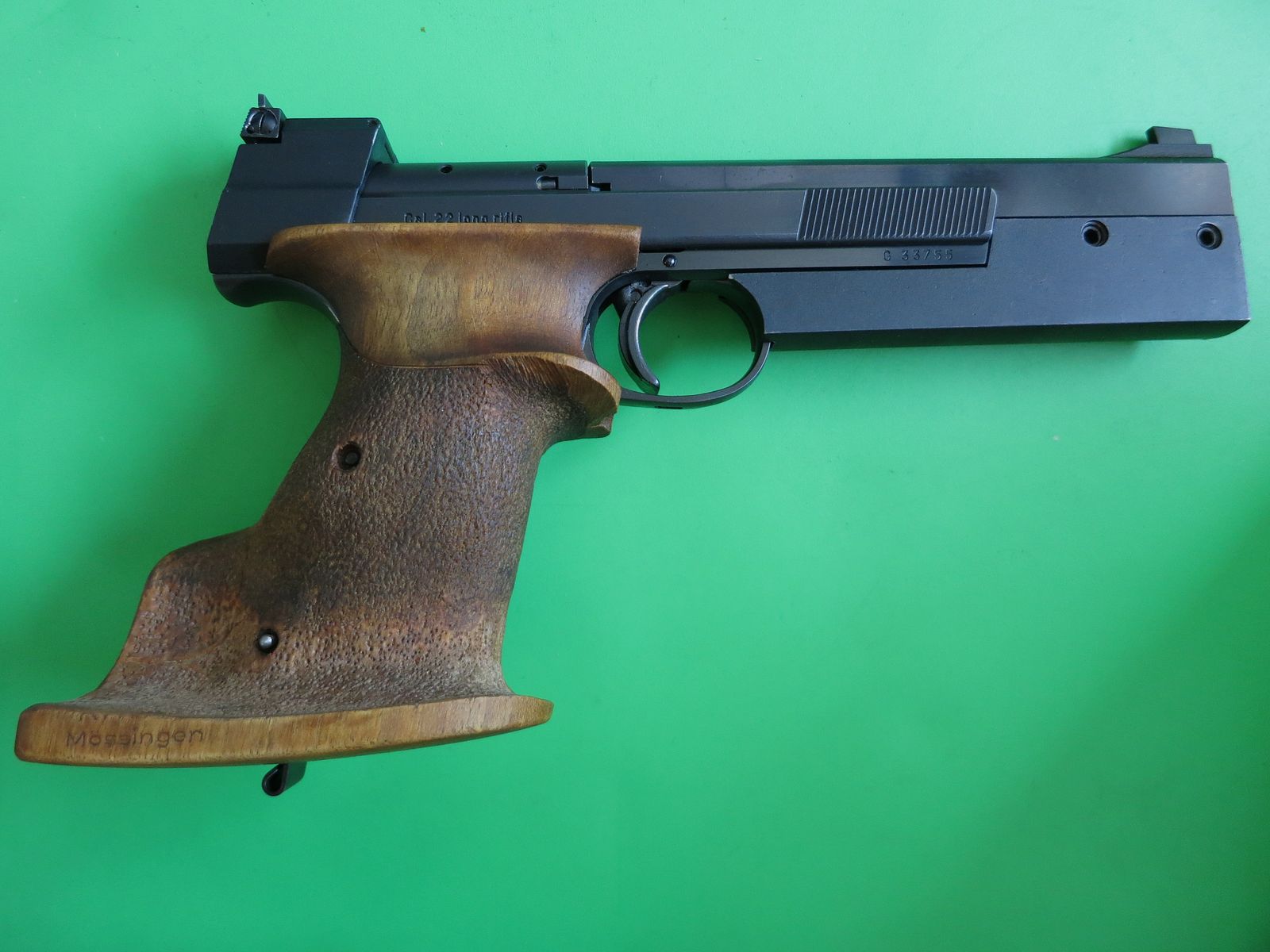 Hämmerli International 208, beste schweizer Ziel- Sportpistole, .22lr +Laufgewicht +NILL-Sportgriff      #49