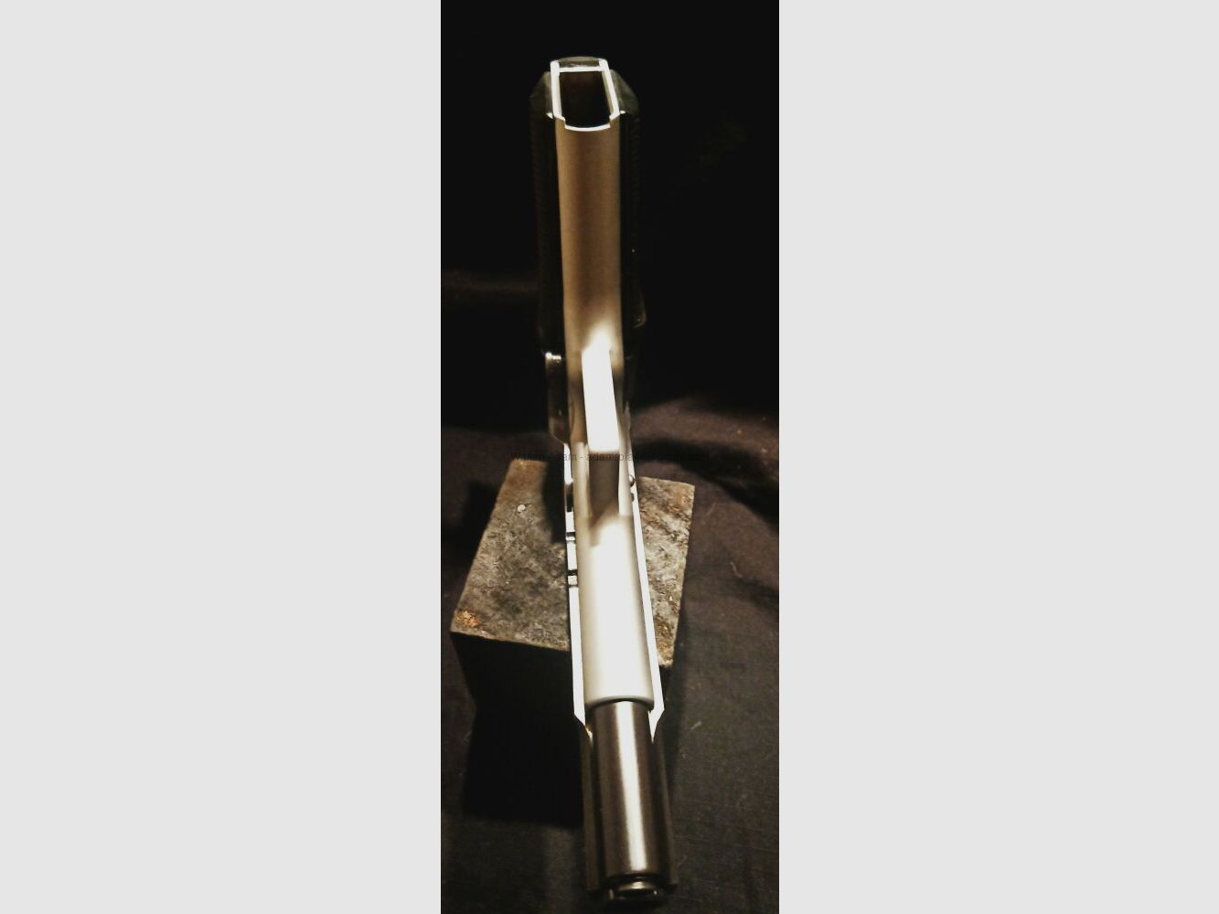 L.A.R. Manufacturing Inc. Grizzly