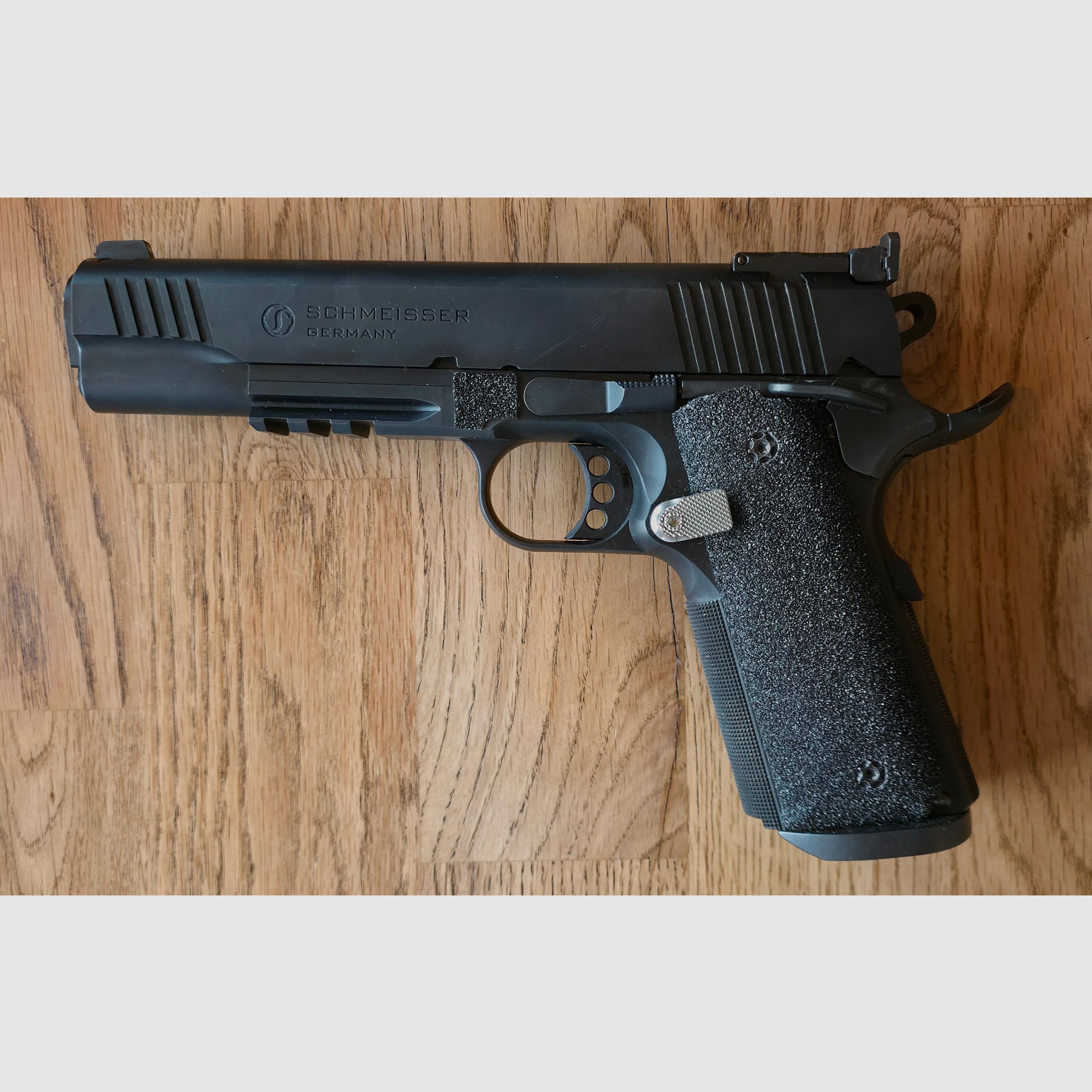 Schmeisser 1911 Hugo 5" 9mm – Paquete completo: BDMP y listo para caza – Estado excelente, imagen 4 de 6