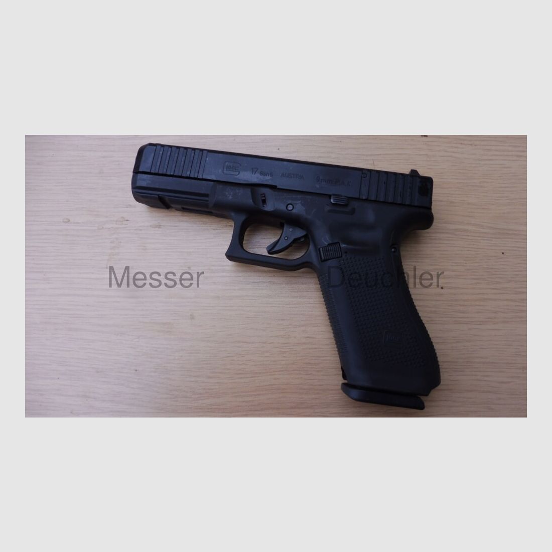 Umarex Glock 17 Gen5 blank firing gun Black
