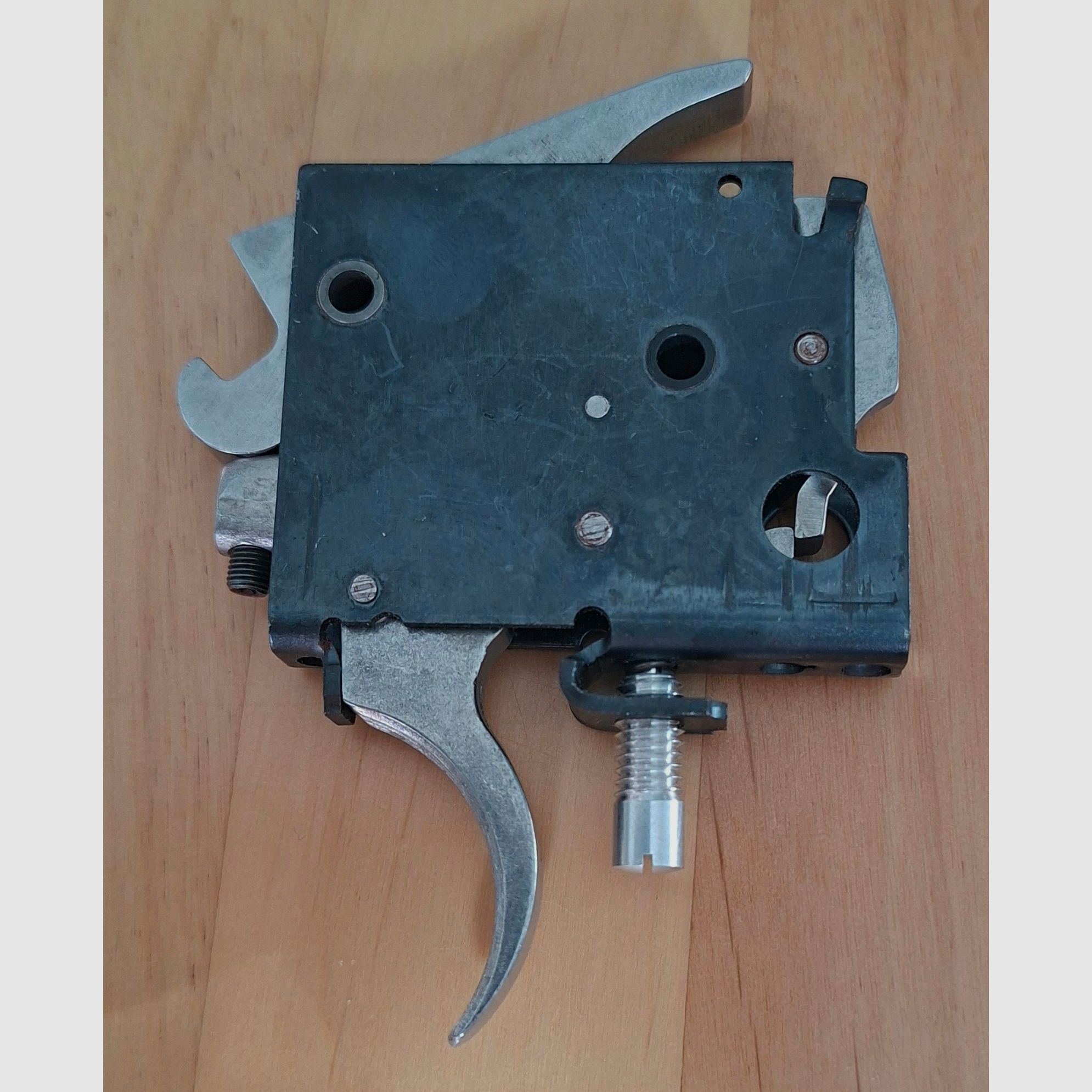 HW luchtgeweer trekker defect