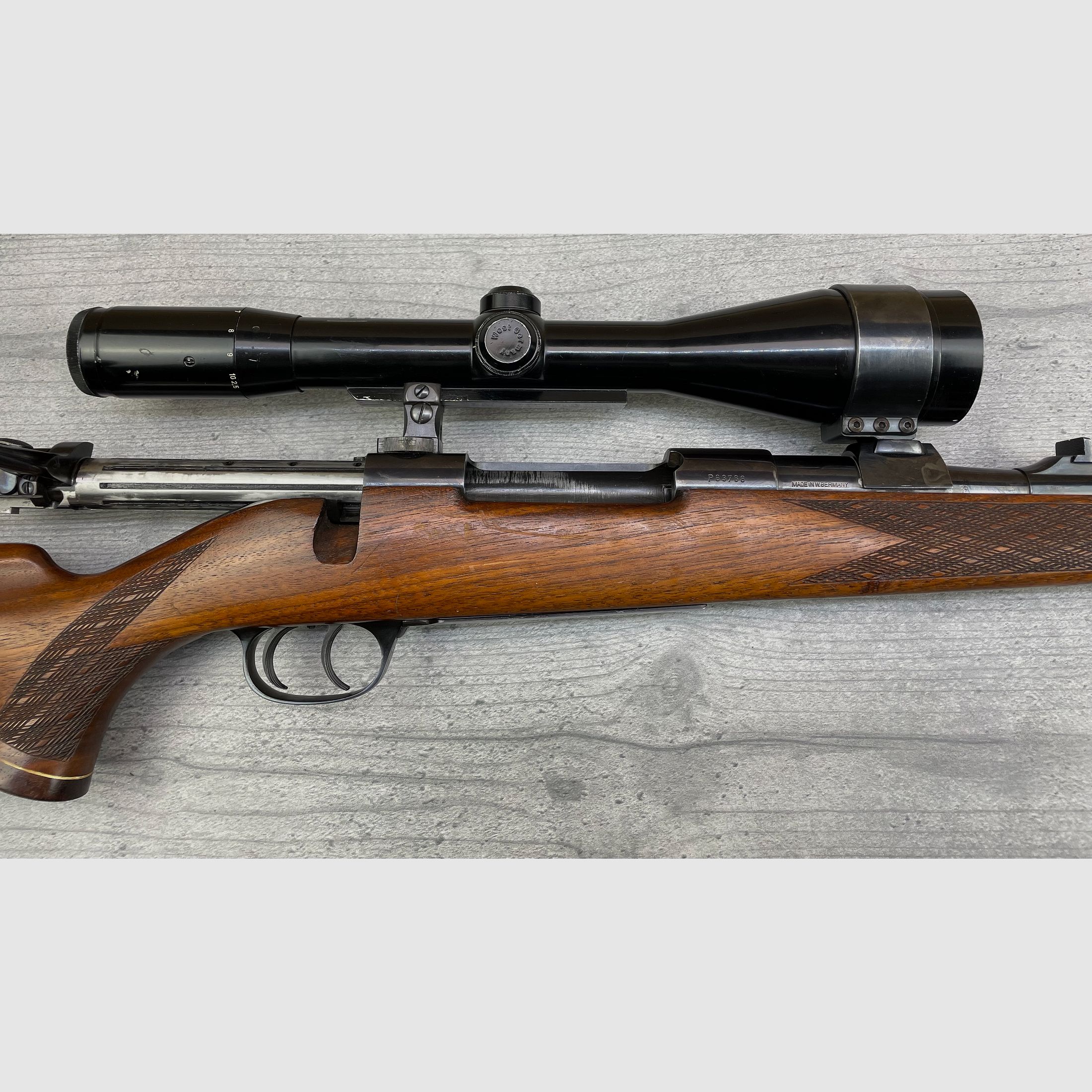 Sauer/ Weatherby Mod. Europa Kal.: .300 Weatherby Magnum + Zeiss Diavari-D 2,5-10x52