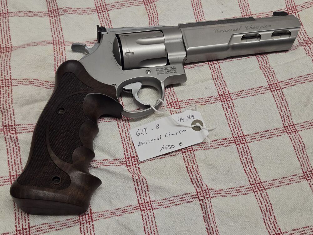 S&W 629-8