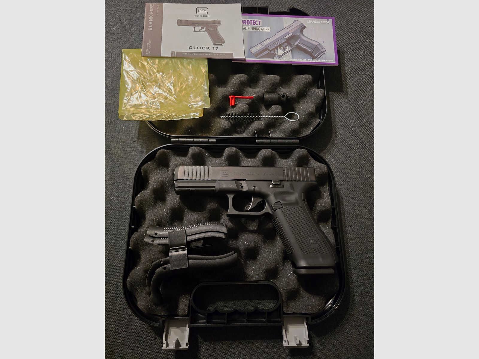 Glock 17 SV steel closure 9mm PAK blank firing