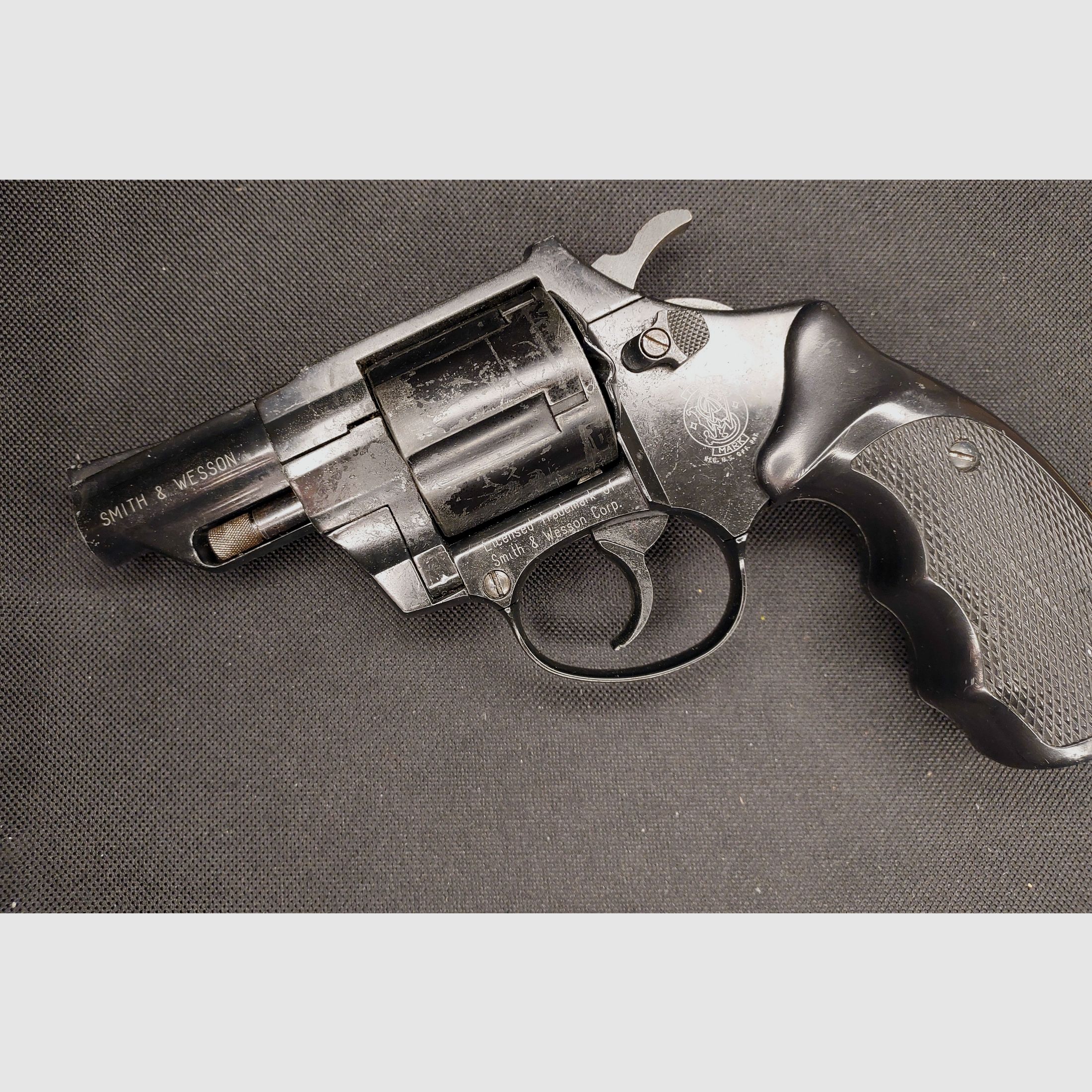 Smith & Wesson Combat rewolwer alarmowy kal. 9mm R.K. oksydowany (PTB 607) S&W Combat