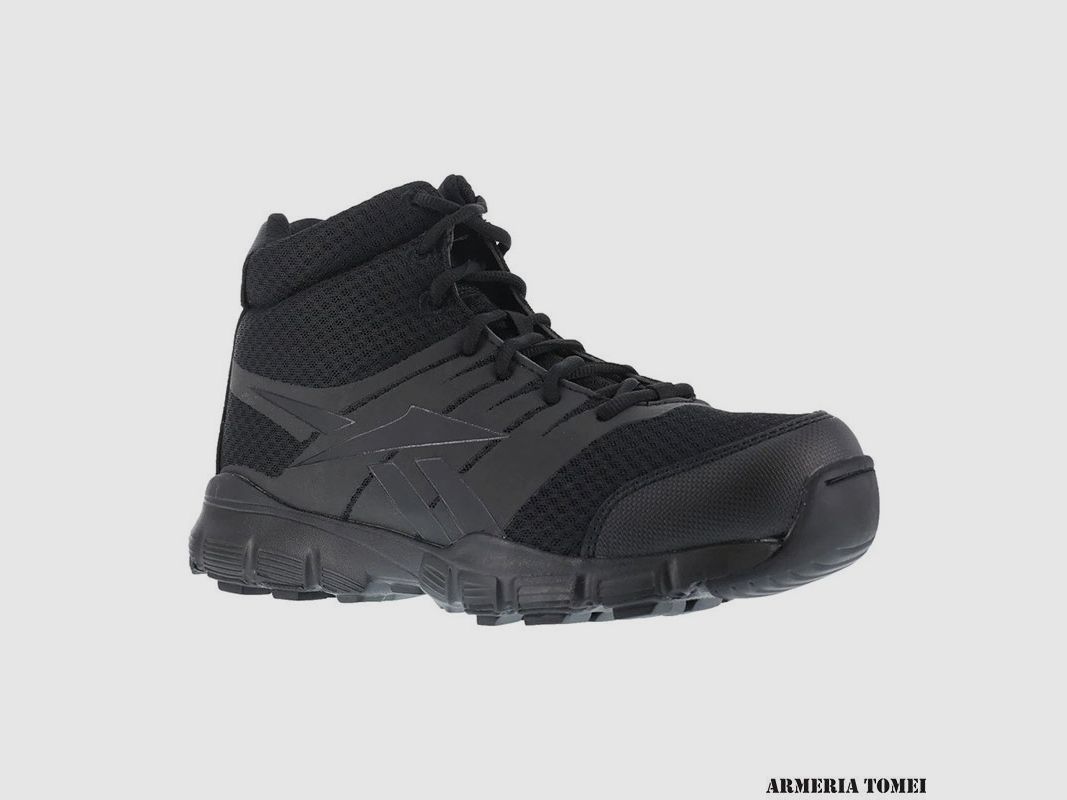 SCARPONI – REEBOK – DAUNTLESS ULTRA-LIGHT LOW