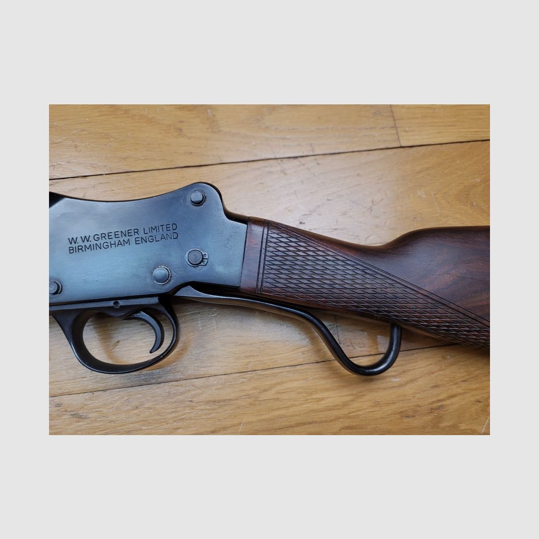 Sehr schöner Martini Greener GPMKII – Kaliber 12/70 – Take Down – Prüfung 1300 bar – Ca. 1975 – Ultra stabil – Mechanik top – Wunderschönes Holz – Originalbrünierung zu 99% – Weitmaul – Spiegel-Lauf – Ausgezeichneter Zustand, Bild 25 von 31