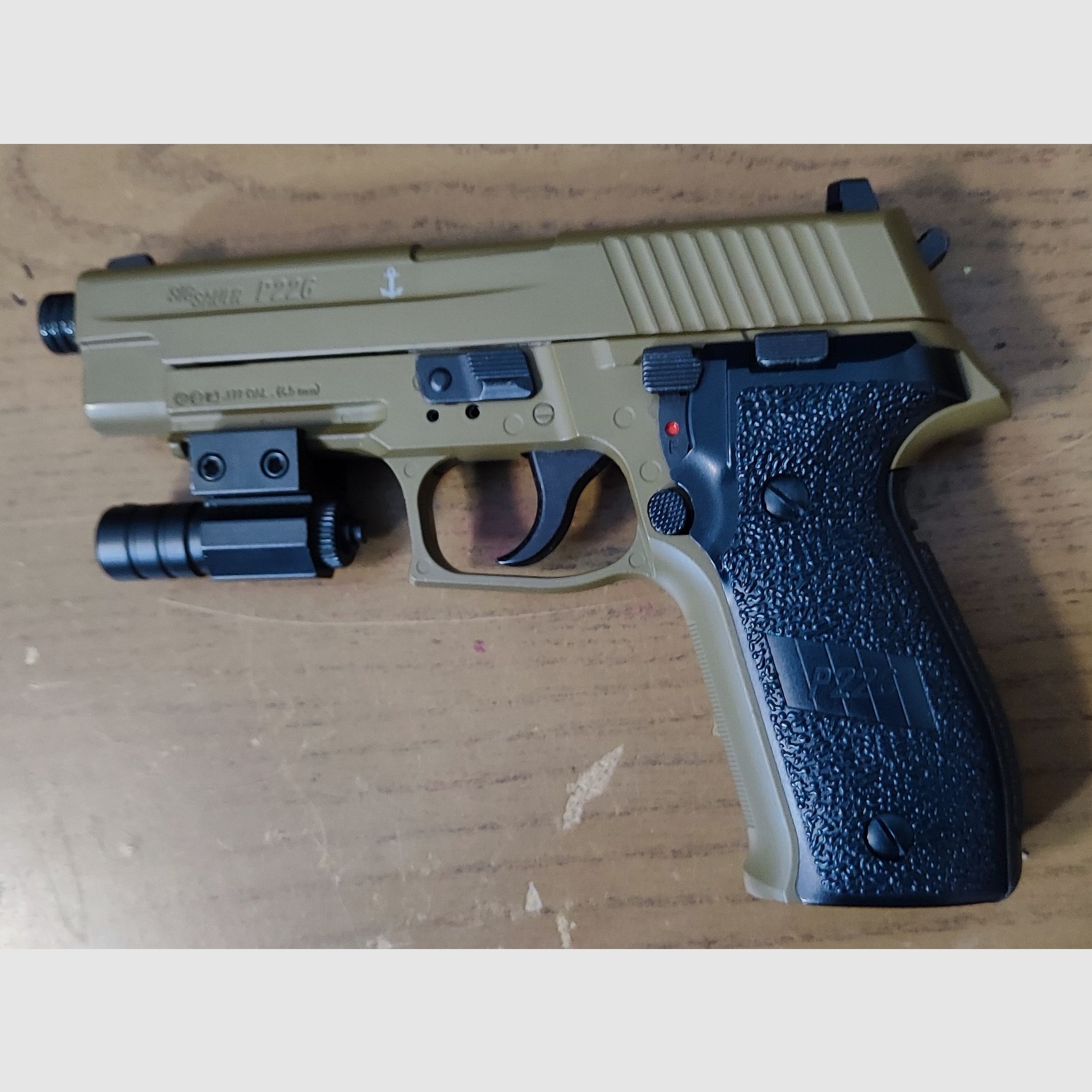 SIG Sauer CO2 Pistole Cal. 1.77 (4,5mm) Diabolo