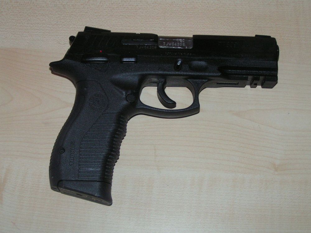 Taurus PT 809