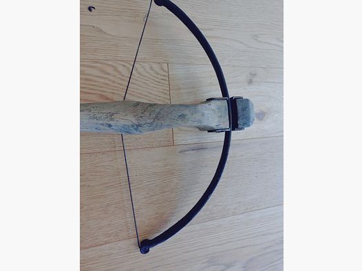 Armbrust historisch antik 