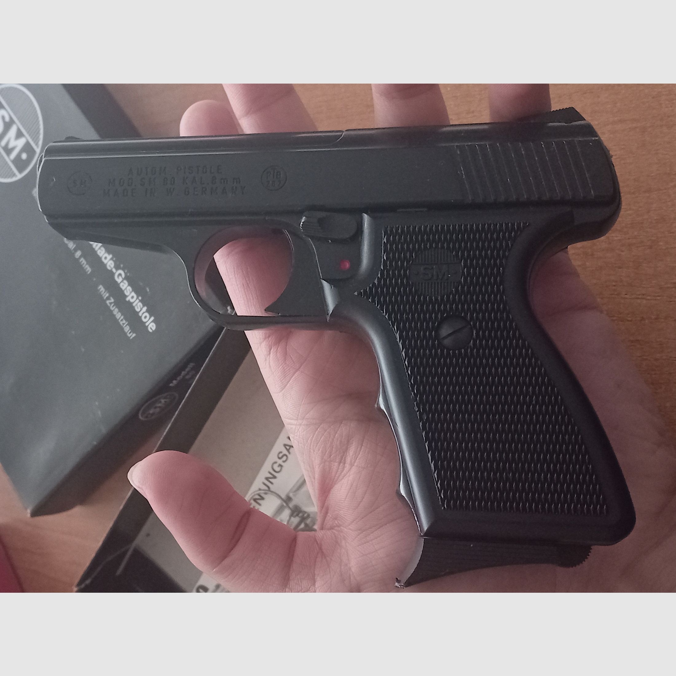 Zeldzame Rhöner SM 80 in kal. 8 mm Knall/ PTB 267 met verpakking!