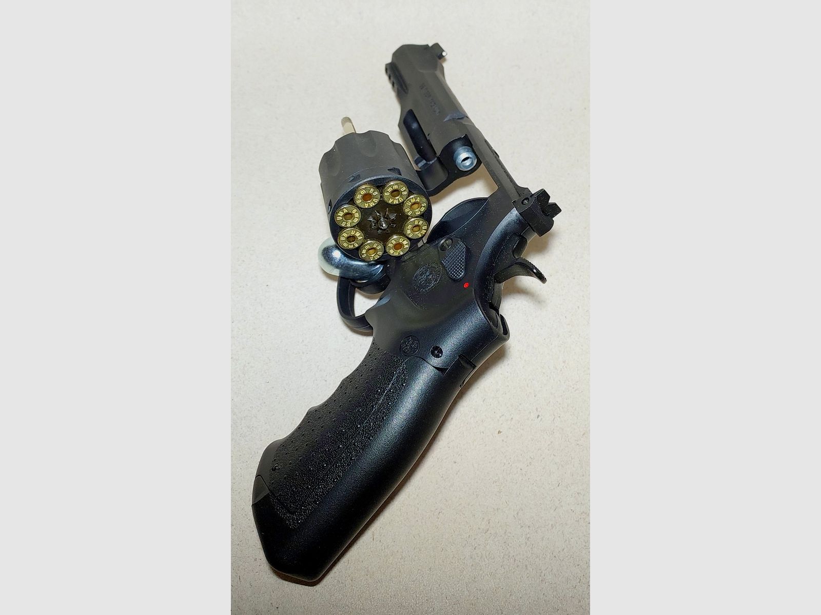 Smith & Wesson M&P R8 Co2 Revolver Schwarz 6mm BB (P18)