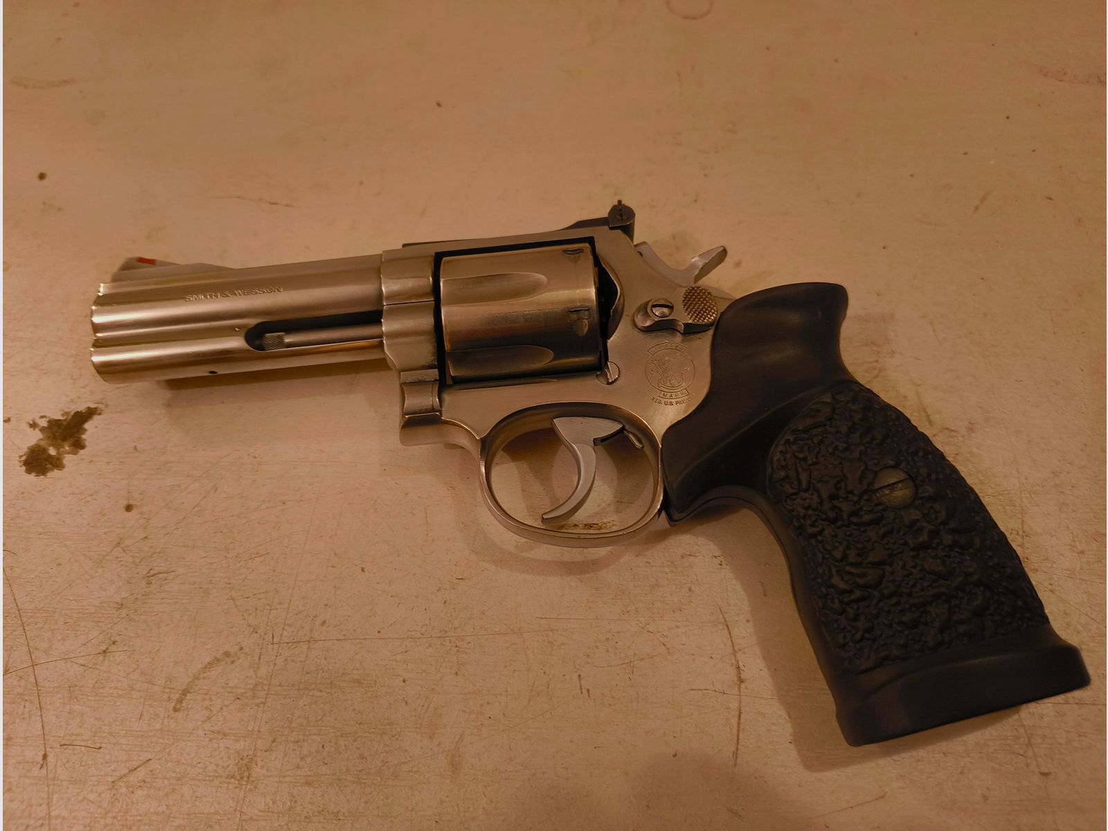 Rewolwer 357 Magnum S+W 686