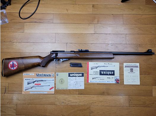 Redoutable carabine Unique T Audax – 22LR – fabrication française – documents d&rsquo;origine – 2 chargeurs – Neuve !